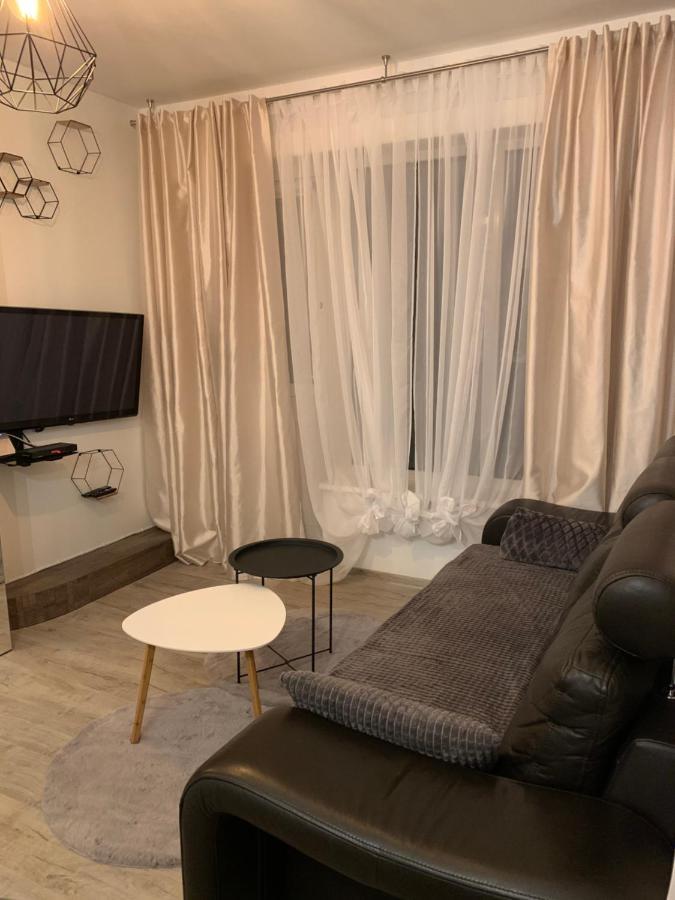 Uroczy Apartament Z Patio Stettin Eksteriør billede